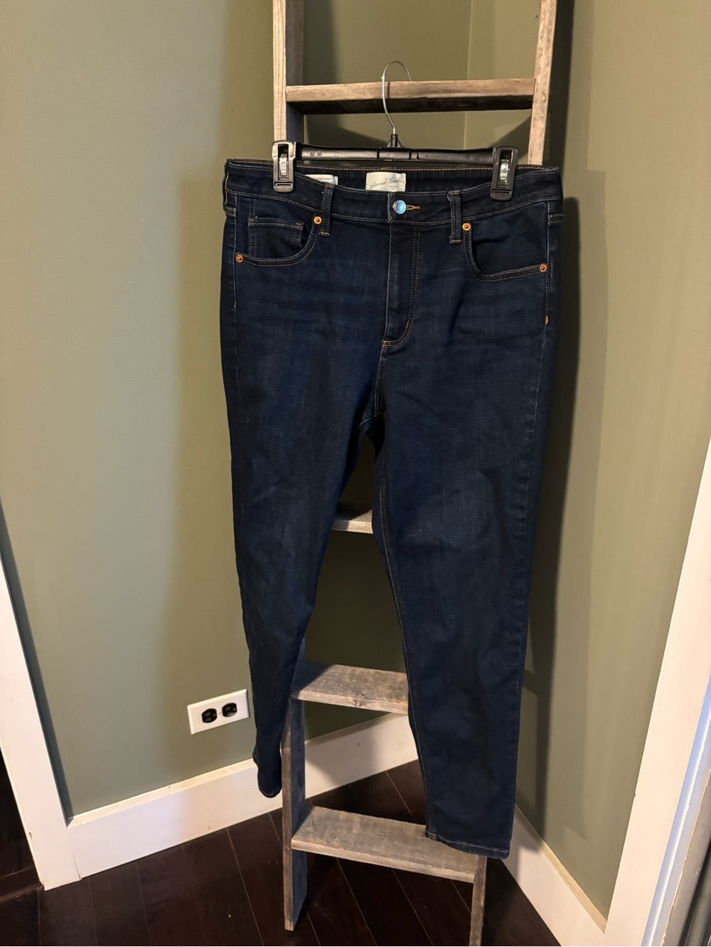 Universal Thread High Rise Skinny Jeans - Picture 2 of 7